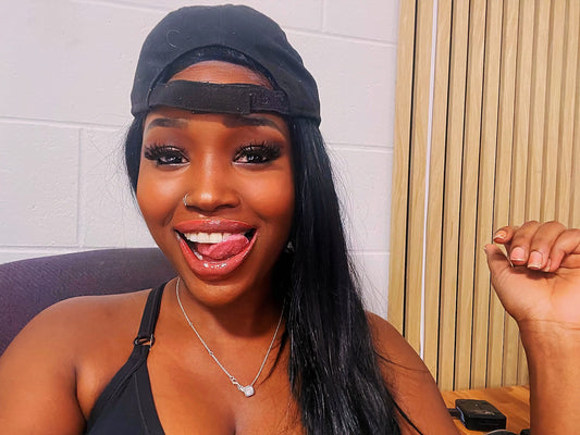 What turns a woman COLD🥶